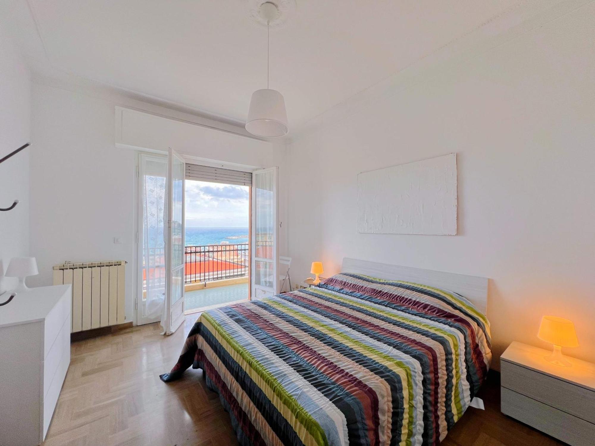 Ampio Appartamento Con Vista Varazze Exterior foto